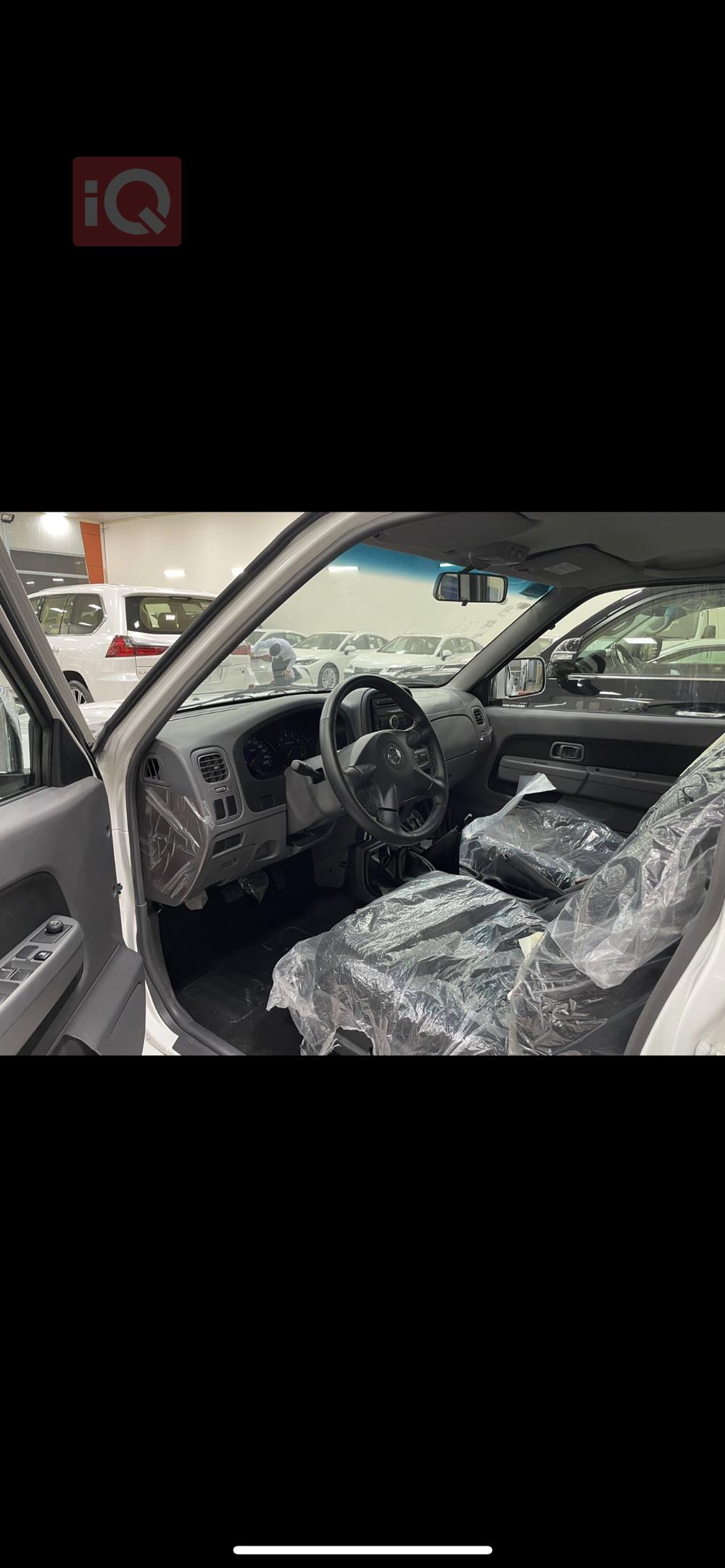Nissan NP300